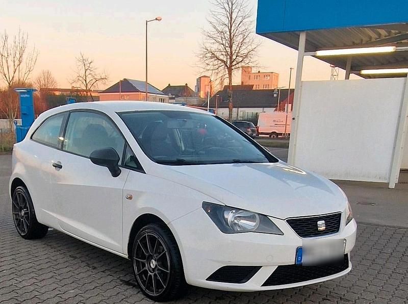 Weiß Gebraucht 2014 Seat Ibiza Kleinwagen | 2.400 € (Superpreis) - Bild 1/4