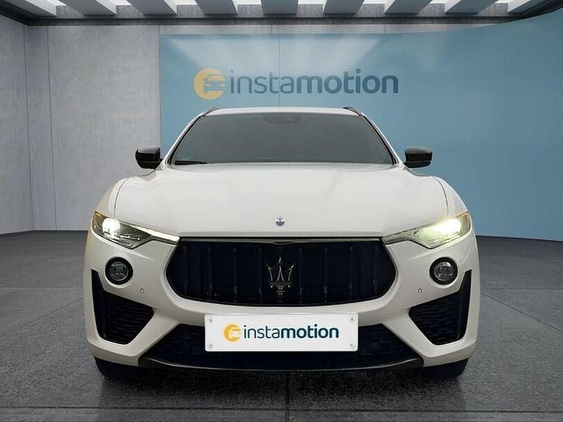 Gebraucht Maserati Levante 430 PS (316 kW) 2023 Weiß SUV