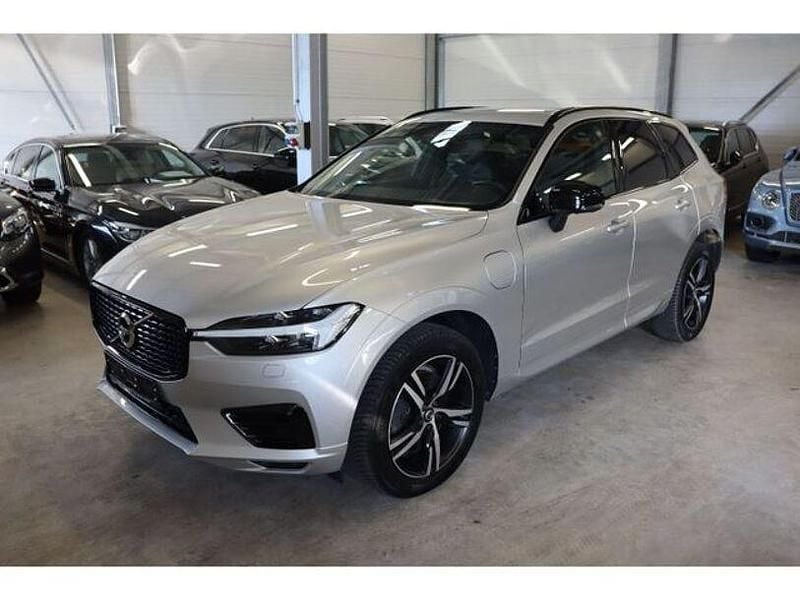 Bright silver / metallic Gebraucht 2021 Volvo XC60 R-Design SUV | 32.700 € (Etwas zu teuer) - Bild 1/4