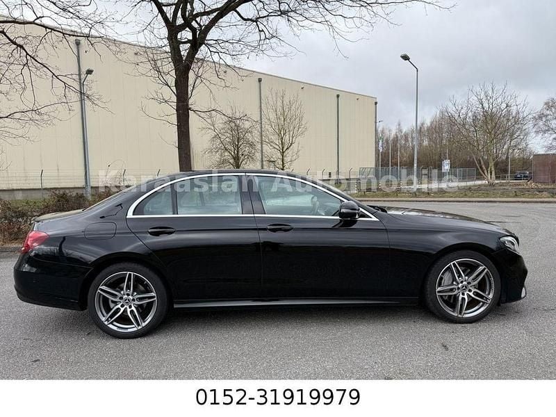 Gebraucht Mercedes E220 AMG 194 PS (142 kW) 2019 Schwarz Limousine