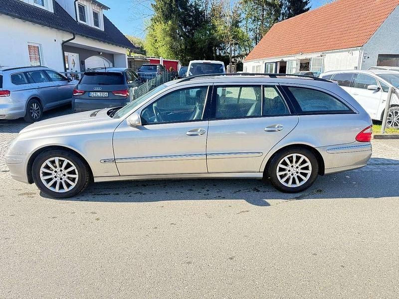 Second-hand Mercedes E280 190 CP (139 kW) 2006 Argintiu Break