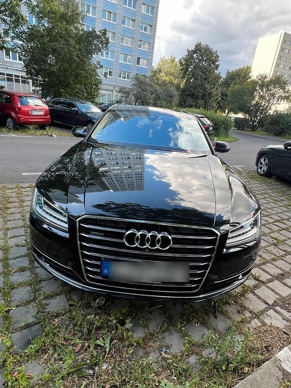 Schwarz Gebraucht 2016 Audi A8 Comfort Limousine | 25.999 € (Guter Preis) - Bild 1/4