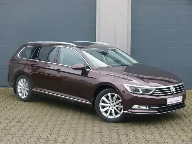 Gebraucht VW Passat Highline 250 PS (183 kW) 2017 Rot Kombi
