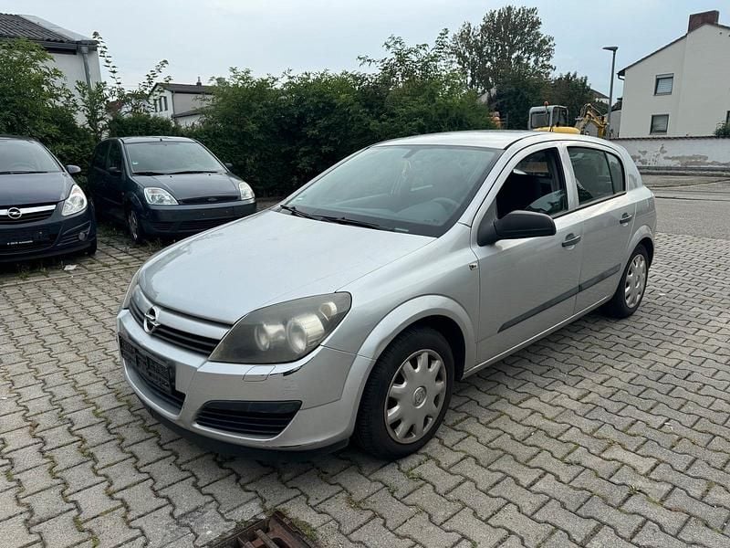 Silber Gebraucht 2004 Opel Astra Limousine | 1.190 € (Guter Preis) - Bild 1/4
