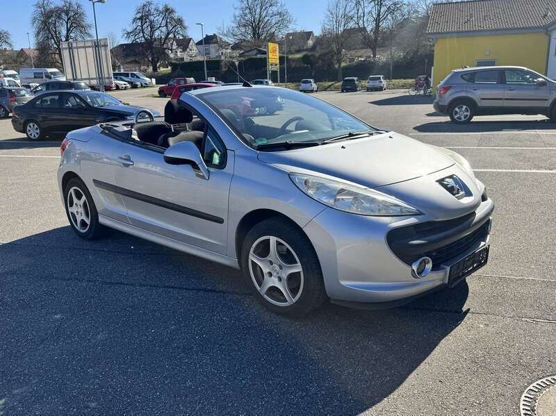 Grau Gebraucht 2007 Peugeot 207 Filou Cabrio | 2.100 € (Fairer Preis) - Bild 1/4