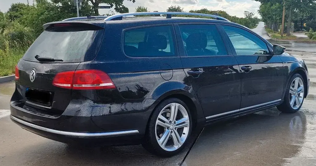 Gebraucht VW Passat R-line 140 PS (102 kW) 2014 Schwarz Kombi