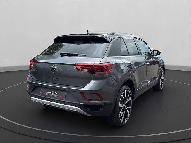 Neu VW T-Roc Style 150 PS (110 kW) 2025 Grau SUV