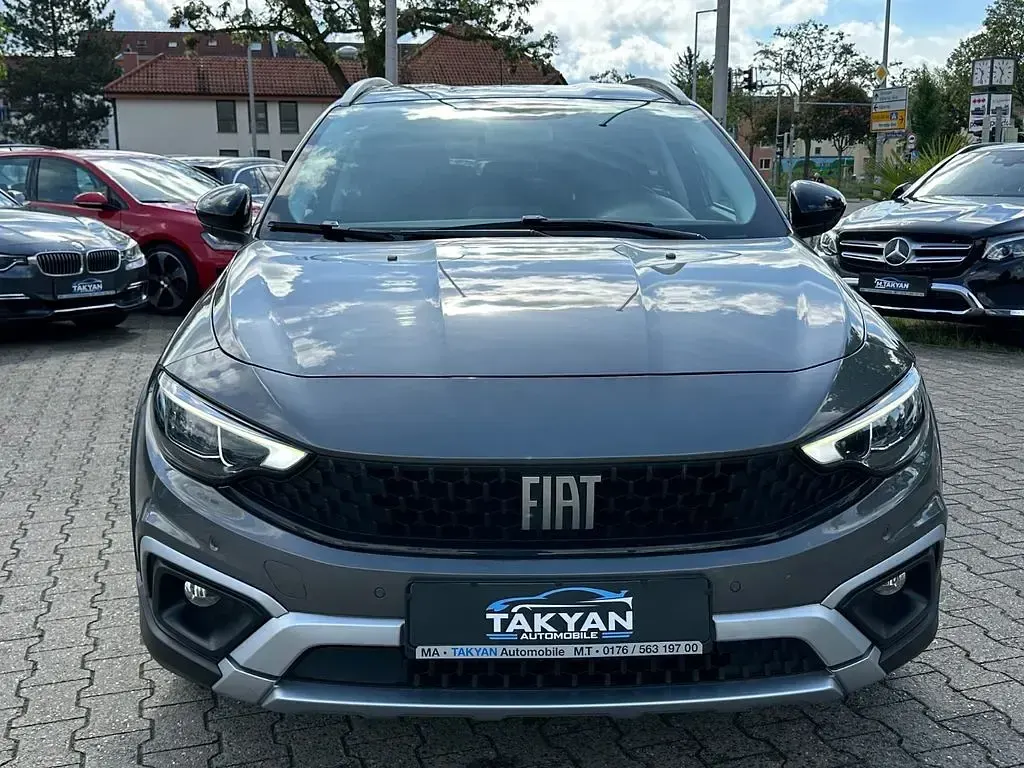 Gebraucht Fiat Tipo Cross 101 PS (74 kW) 2021 Grau Limousine