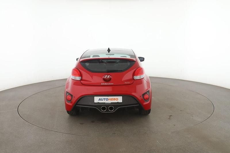 Gebraucht Hyundai Veloster Premium 186 PS (136 kW) 2016 Rot Kleinwagen