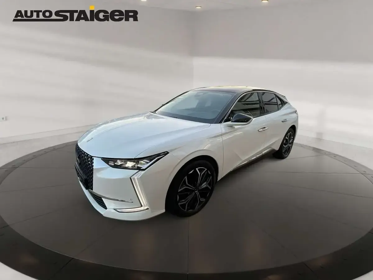 Gebraucht DS Automobiles DS4 Rivoli 224 PS (164 kW) 2022 Lack weiss perlglänzend/typ au Limousine