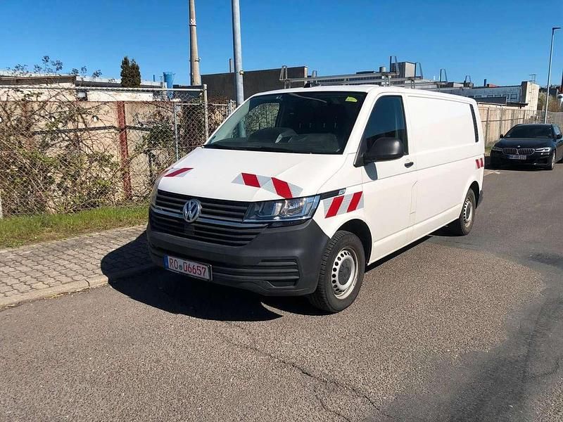 Gebraucht VW Transporter 150 PS (110 kW) 2021 Candyweiss Van