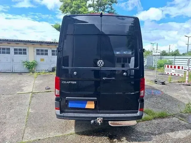 Gebraucht VW Crafter 177 PS (130 kW) 2021 Schwarz Van