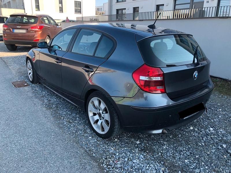 Gebraucht BMW 120 163 PS (119 kW) 2005 Grau Kleinwagen