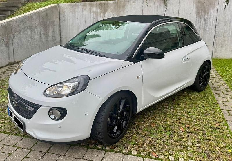 Weiß Gebraucht 2019 Opel Adam Open Air Kleinwagen | 13.900 € (Etwas zu teuer) - Bild 1/4