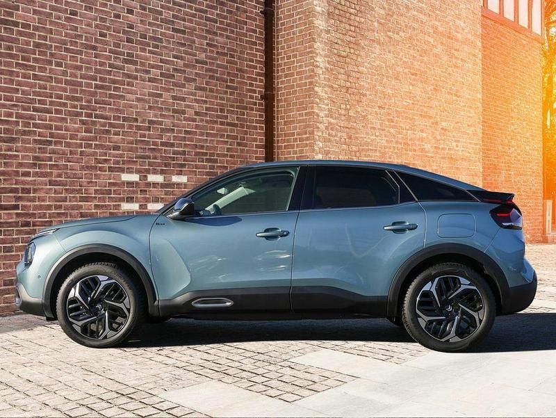 Gebraucht Citroën C4 PureTech 131 PS (96 kW) 2024 Blau SUV