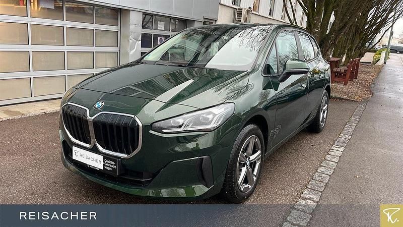 Schwarz Gebraucht 2024 BMW 216 Active Tourer Van / Kleinbus | 26.219 € (Fairer Preis) - Bild 1/4