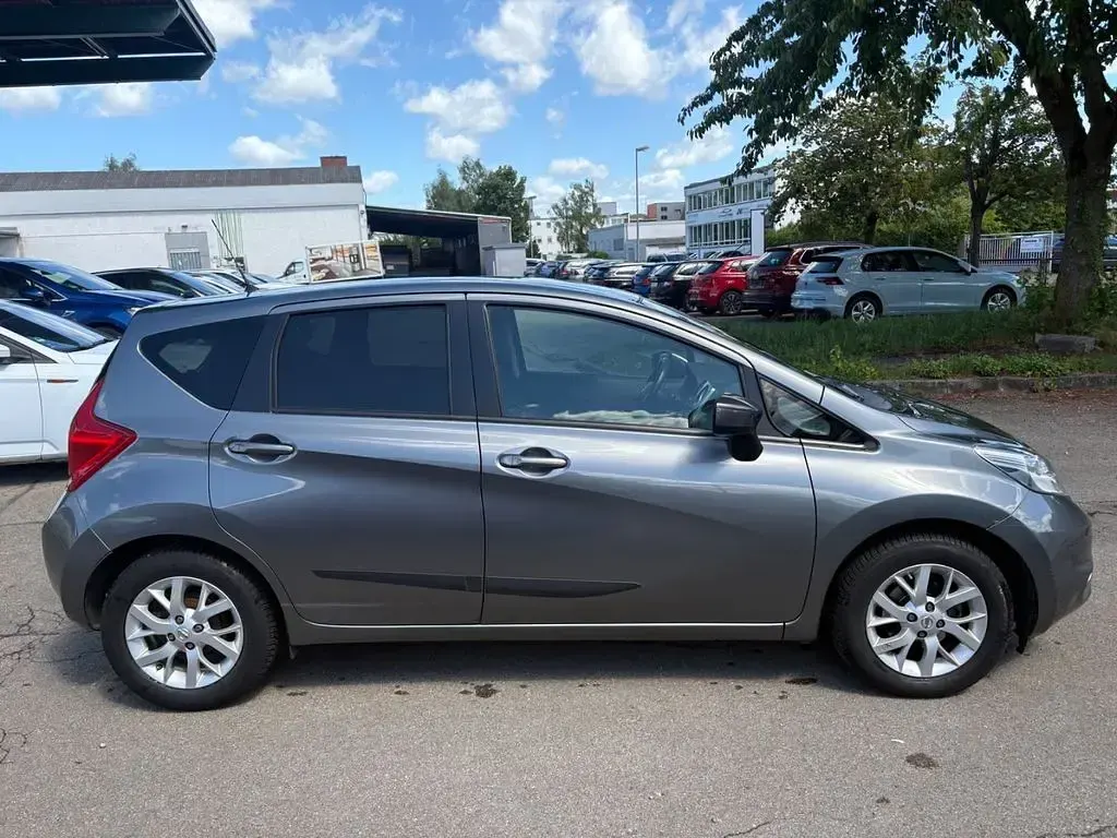 Gebraucht Nissan Note Acenta 80 PS (58 kW) 2016 Grau Kleinwagen