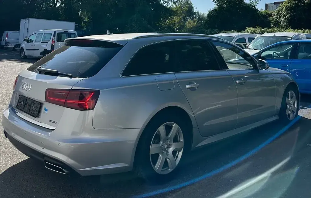 Gebraucht Audi A6 Business 218 PS (160 kW) 2016 Silber Kombi