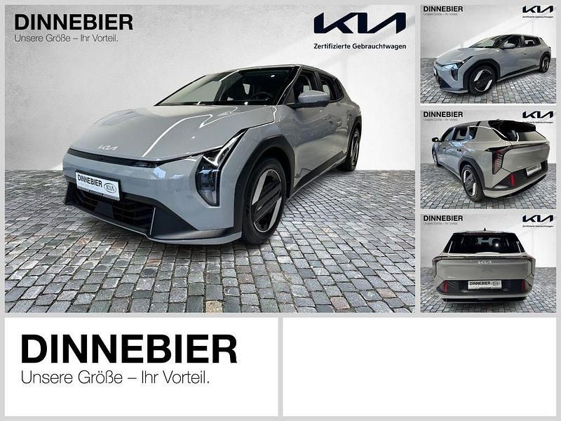 Wolf grey m Neu 2025 Kia EV4 4 Kleinwagen | 51.440 € (Teuer) - Bild 1/4