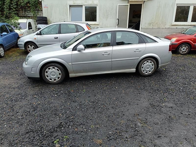 Gebraucht Opel Vectra 143 PS (105 kW) 2003 Silber Limousine