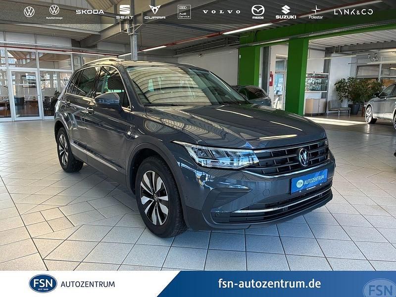 Gebraucht VW Tiguan Move 150 PS (110 kW) 2023 Grau SUV