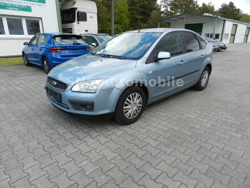 Gebraucht Ford Focus Fun X 101 PS (74 kW) 2007 Blau Limousine