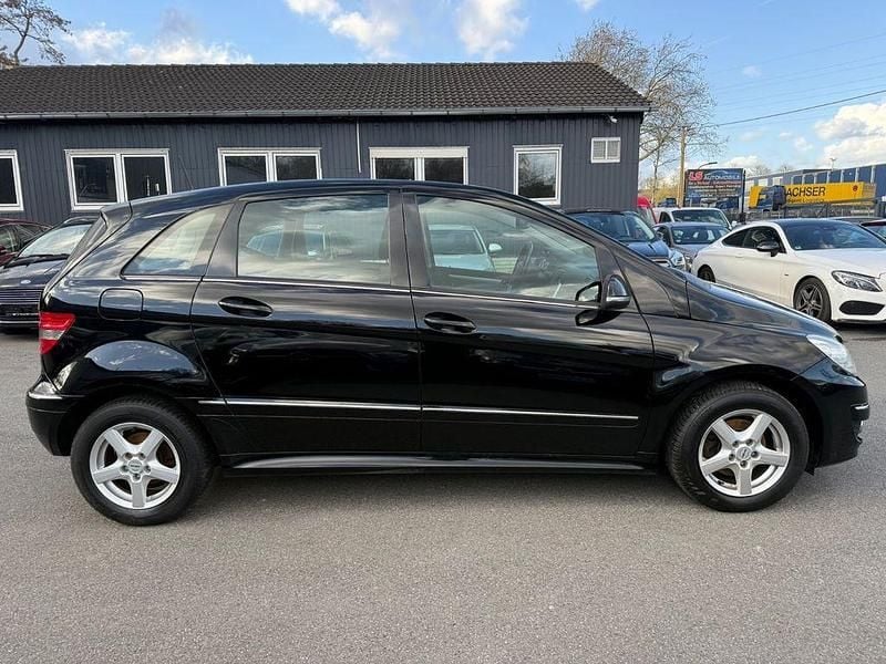 Gebraucht Mercedes B150 95 PS (69 kW) 2009 Schwarz Van / Kleinbus