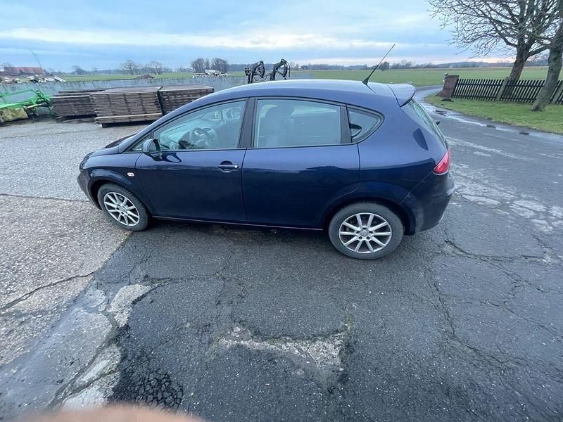 Gebraucht Seat Leon Comfort 105 PS (77 kW) 2009 Blau Kleinwagen