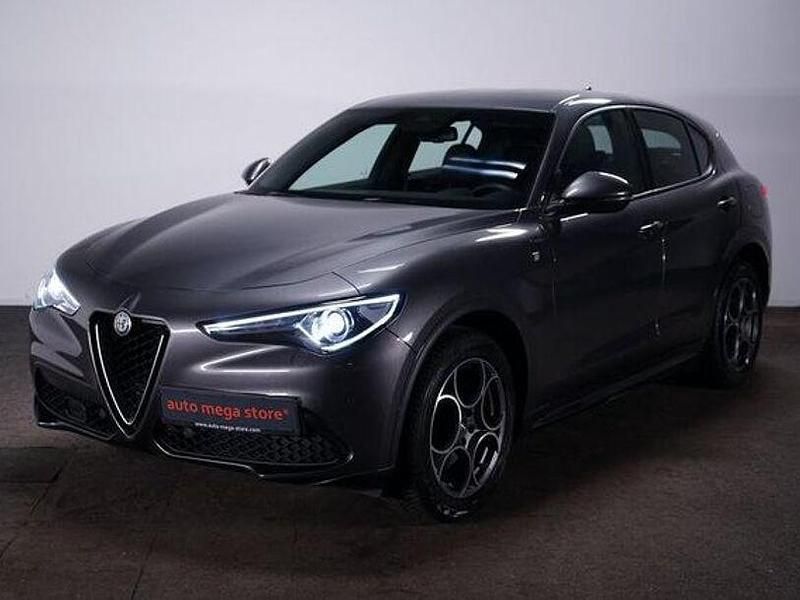 Grau Gebraucht 2022 Alfa Romeo Stelvio Ti SUV | 25.994 € - Bild 1/4