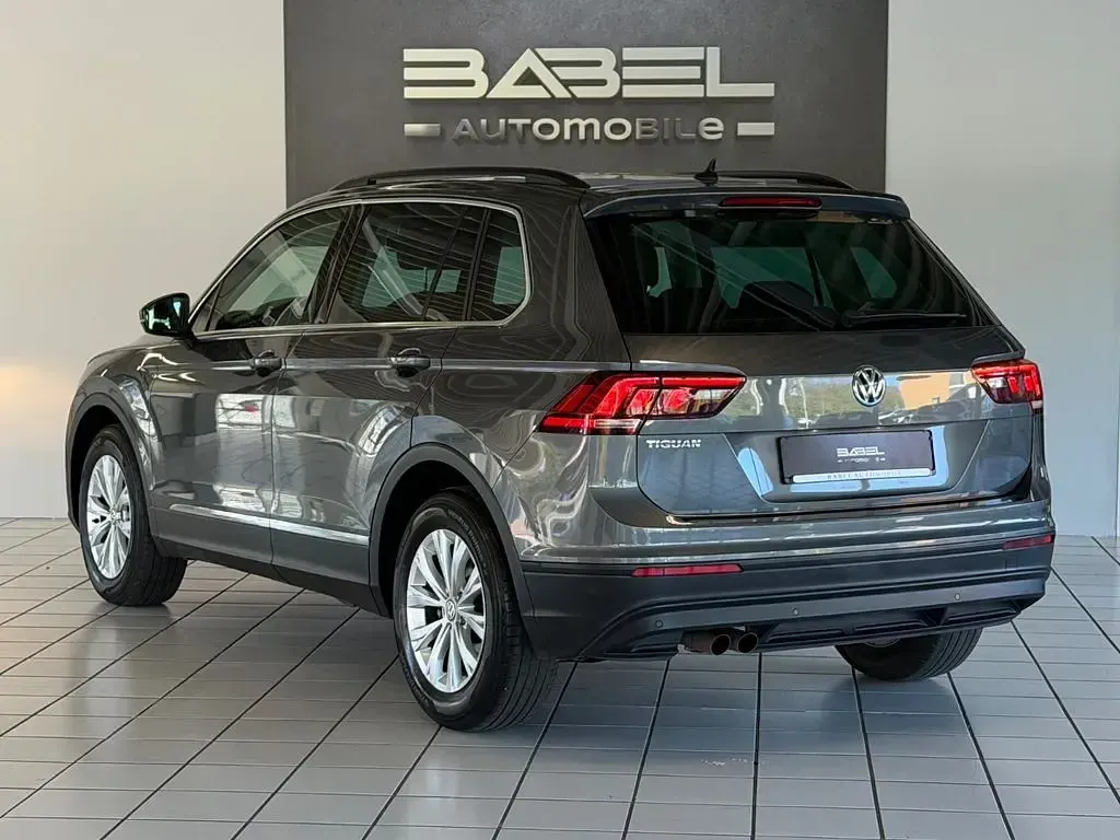 Gebraucht VW Tiguan Comfortline 150 PS (110 kW) 2020 Grau SUV