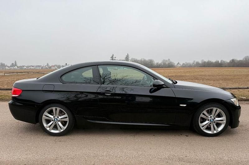 Gebraucht BMW 325 M Sport 218 PS (160 kW) 2009 Schwarz Coupé