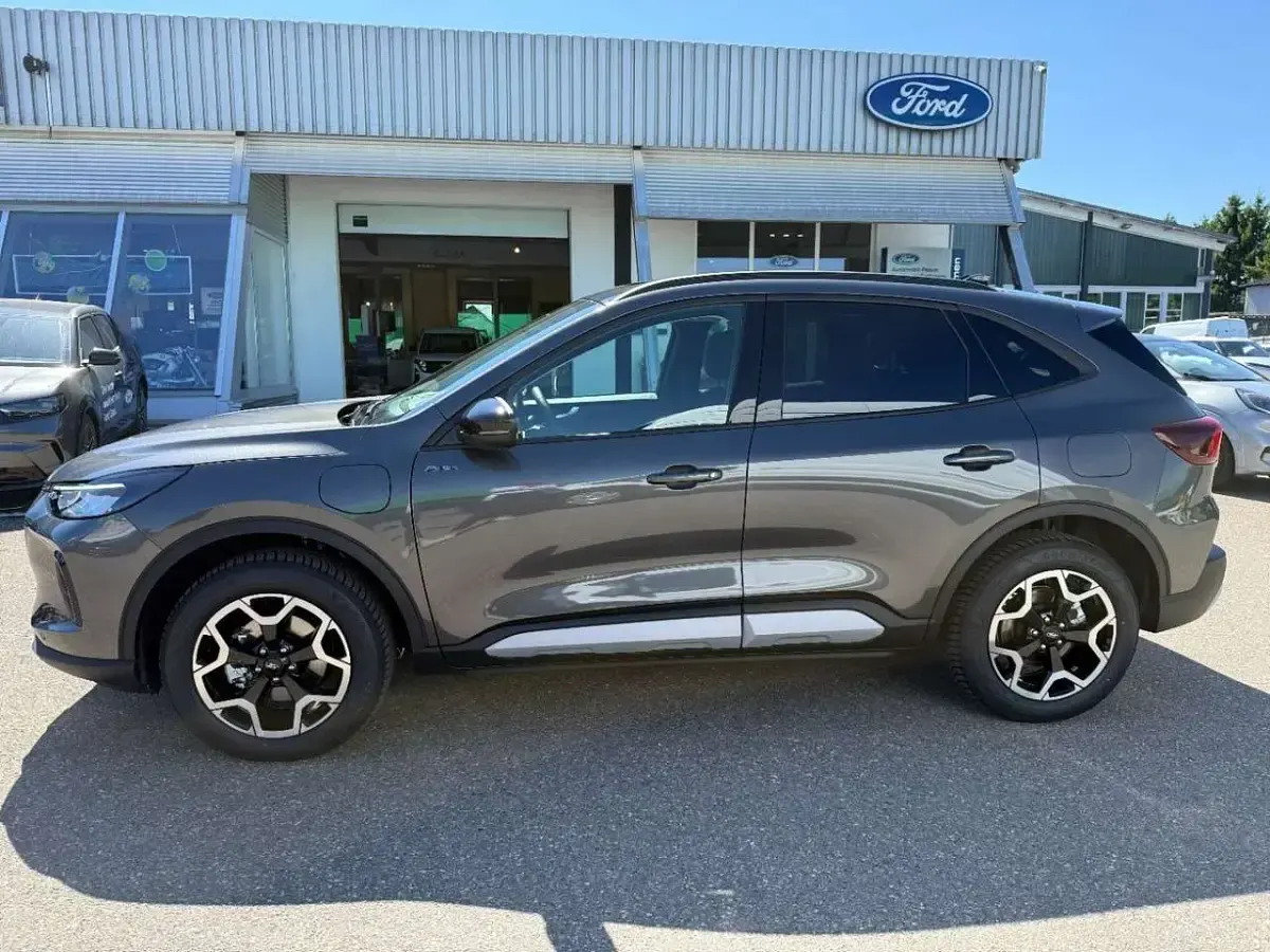 Neu Ford Kuga Active X 242 PS (177 kW) 2026 Grau SUV
