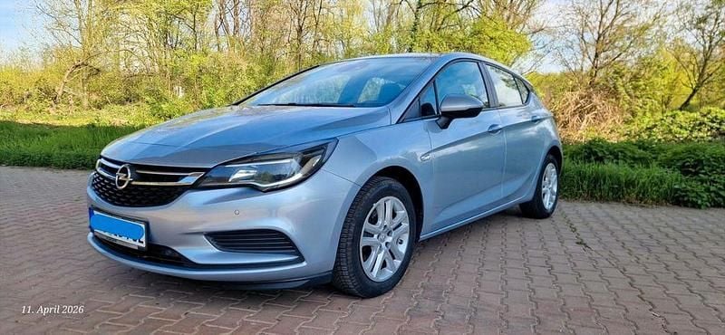 Gebraucht Opel Astra 105 PS (77 kW) 2016 Blau Limousine