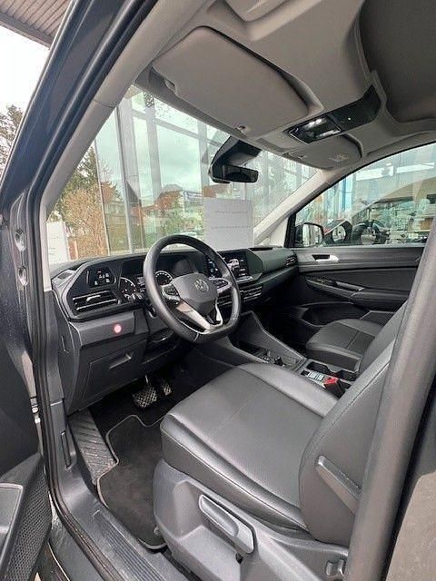 Gebraucht VW Caddy Life 114 PS (83 kW) 2023 Grau Van / Kleinbus