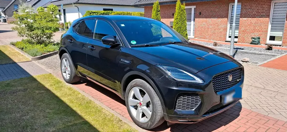 Gebraucht Jaguar E-Pace R-Dynamic 180 PS (132 kW) 2018 Schwarz SUV