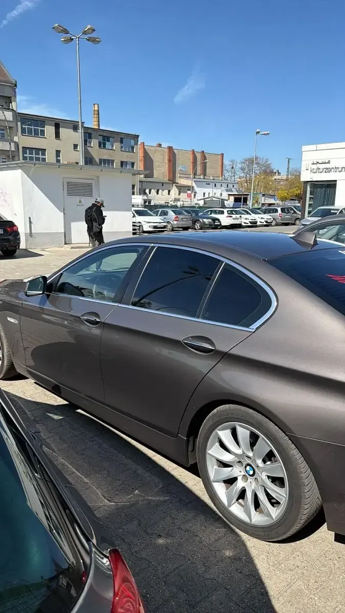 Gebraucht BMW 525 218 PS (160 kW) 2012 Grau Limousine