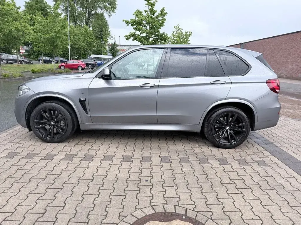 Gebraucht BMW X5 M50 Performance 381 PS (280 kW) 2018 Grau SUV