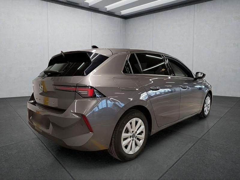 Gebraucht Opel Astra 131 PS (96 kW) 2025 Grau Limousine