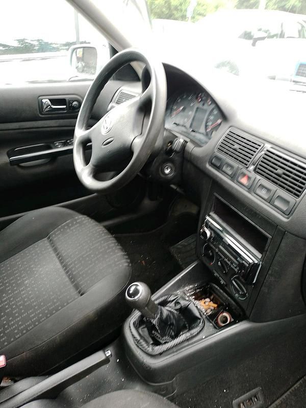 Gebraucht VW Golf IV 75 PS (55 kW) 2002 Limousine