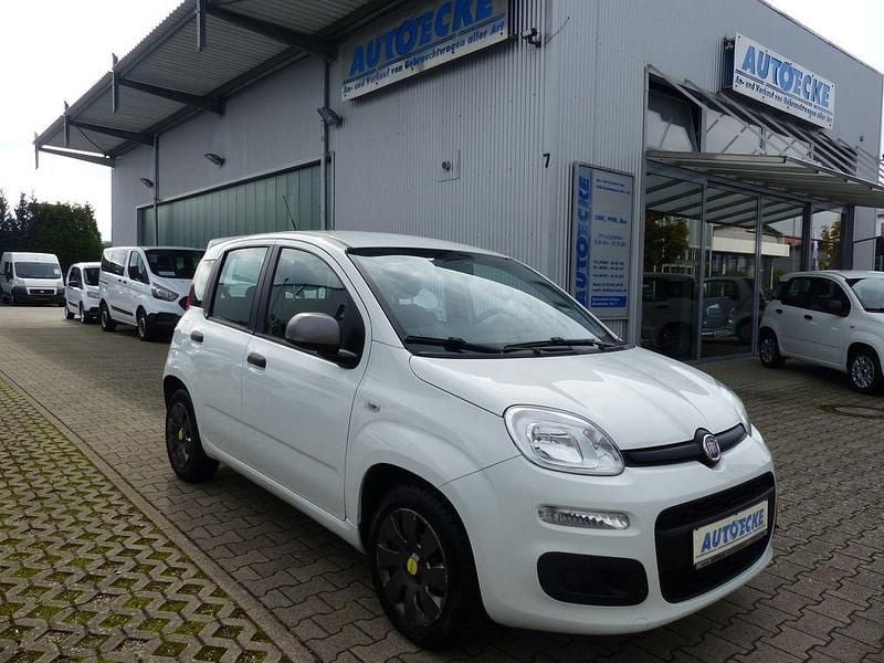 Weiß Gebraucht 2014 Fiat Panda Easy Limousine | 5.790 € (Guter Preis) - Bild 1/4