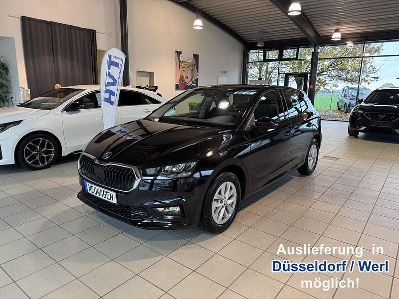 Black magic perleffekt Neu 2025 Skoda Fabia Kleinwagen | 18.880 € (Guter Preis) - Bild 1/3