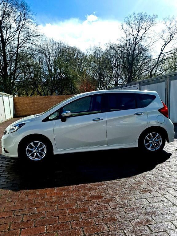 Gebraucht Nissan Note 90 PS (66 kW) 2015 Weiß Kleinwagen