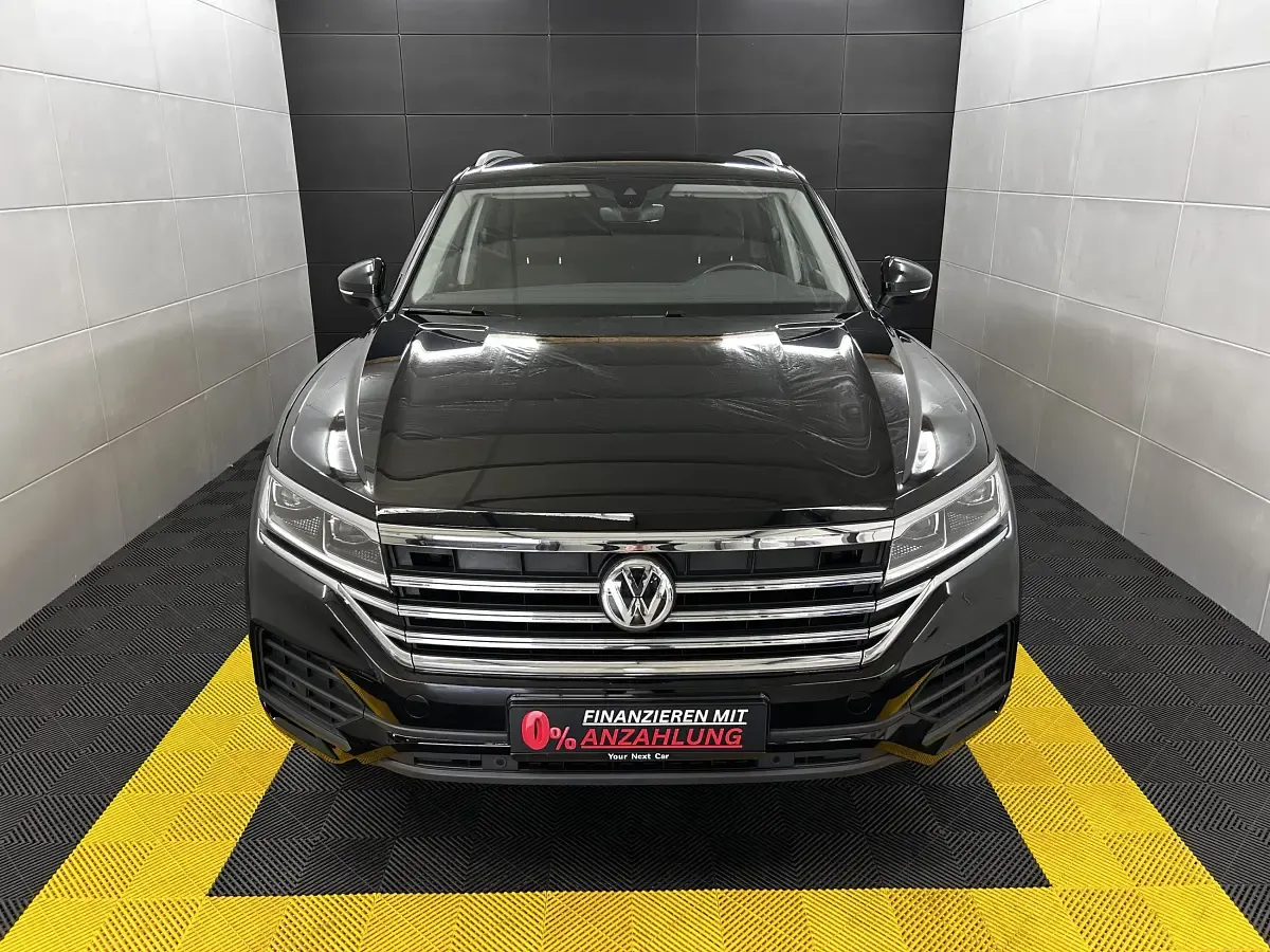 Używany VW Touareg 232 KM (170 kW) 2020 Czarny SUV