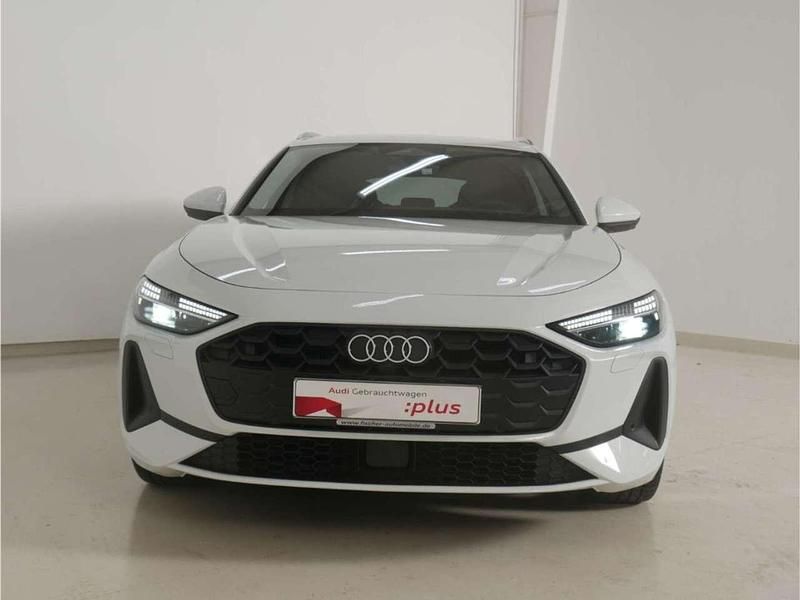 Second-hand Audi A5 Sport 204 CP (150 kW) 2025 Alb Break