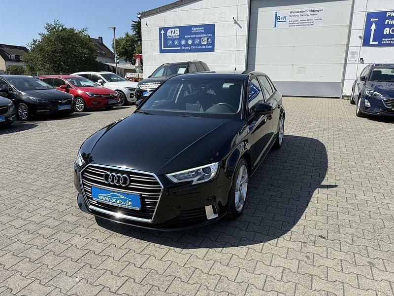 Brillantschwarz Gebraucht 2020 Audi A3 Sport Limousine | 18.250 € (Guter Preis) - Bild 1/4