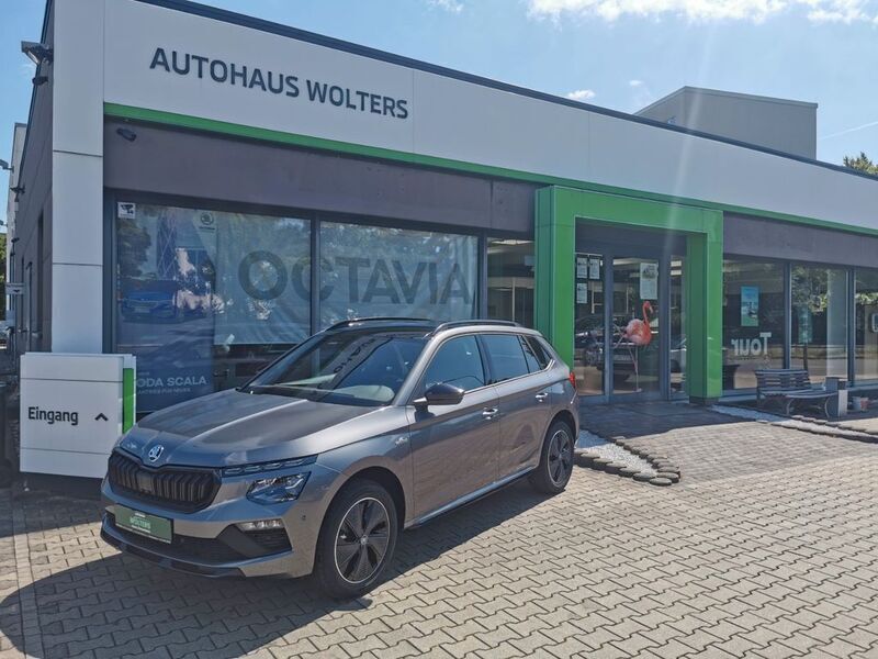 Grau Neu 2025 Skoda Kamiq Monte Carlo SUV | 29.990 € (Teuer) - Bild 1/4