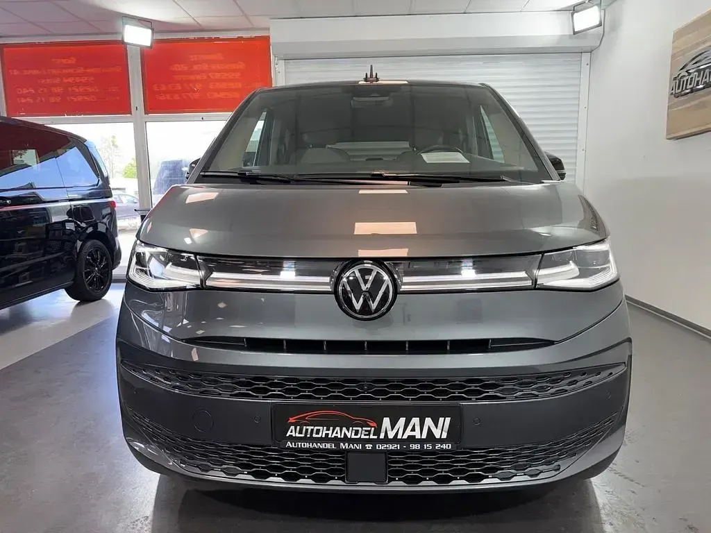 Gebraucht VW T7 Style 150 PS (110 kW) 2025 Indiumgrau metallic Van