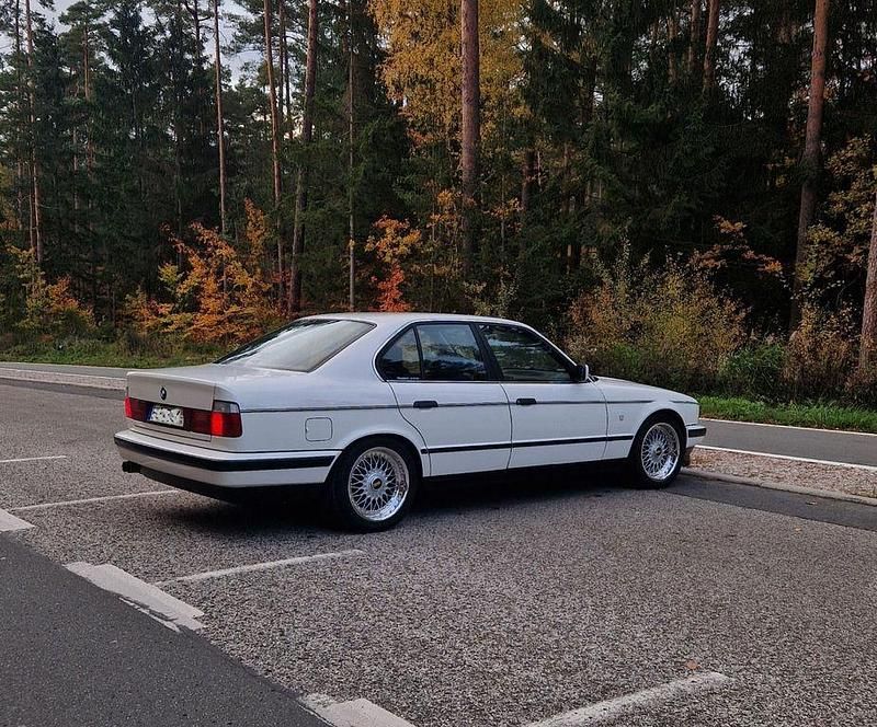 Second-hand BMW 520 Performance 150 CP (110 kW) 1993 Alb Berlinǎ