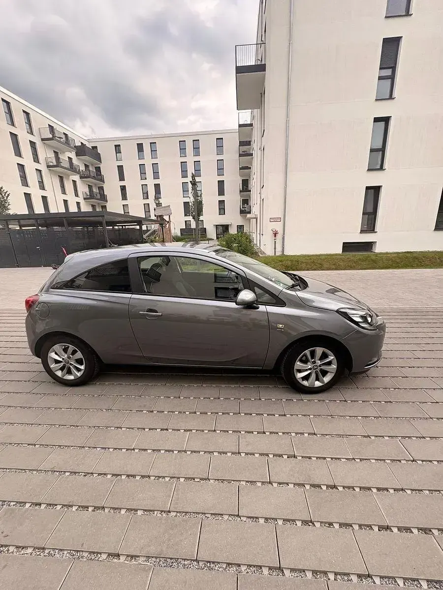 Gebraucht Opel Corsa Active 90 PS (66 kW) 2016 Grau Kleinwagen