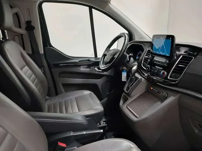 Gebraucht Ford Transit Custom 185 PS (136 kW) 2019 Schwarz Kombi